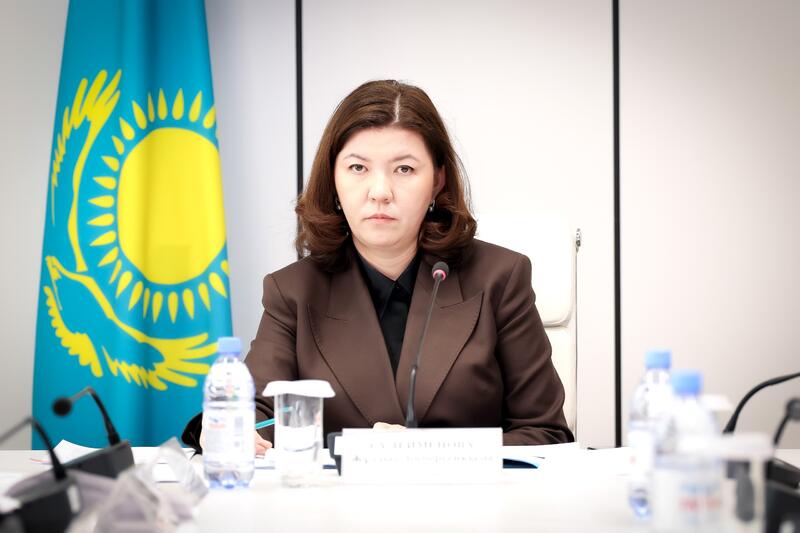 Жулдыз Сулейменова: Ключевым показателем реформ в образовании является статус учителя и его правовая защищенность