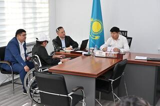 Аким города провёл приём граждан по личным вопросам