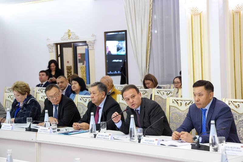 Председатель Высшего Судебного Совета Дмитрий Малахов принял участие в круглом столе на тему «Антикоррупционная устойчивость и конституционные права человека: формула “Закон и Порядок”»