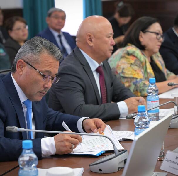 Сегодня в Павлодаре прошло выездное заседание Комитета по вопросам экологии и природопользования Мажилиса Парламента РК, посвящённое вопросам экологической безопасности региона