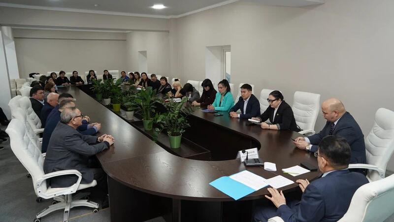 В ОБЛАСТИ АБАЙ СОСТОЯЛСЯ ДИАЛОГ ШАЛКАРА БАЙБЕКОВА С ДИРЕКТОРАМИ КОЛЛЕДЖЕЙ ПО ПРОЕКТУ КОНСТИТУЦИИ