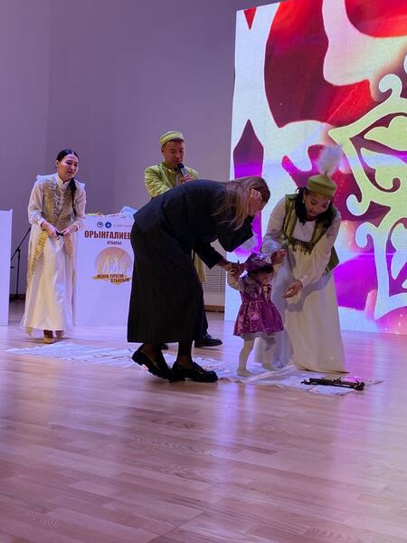 В Алматы выбрали лучшую семью к 30-летию АНК