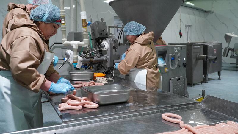 Серик Жумангарин обсудил с фермерами Акмолинской области развитие животноводства и переработки сельхозпродукции