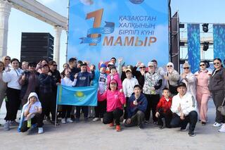 В Мангистау в рамках Дня единства народа более тысячи человек приняли участие в массовом забеге