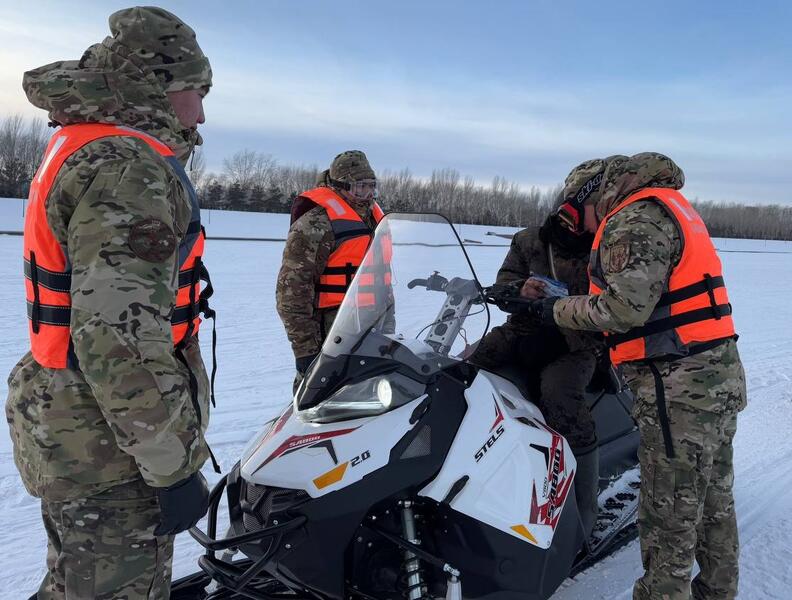 На льду спасено 40 человек