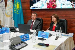 Министр юстиции Республики Казахстан Ерлан Сарсембаев принял участие в выездном заседании на тему «Обеспечение законности нотариальных действий и цифровизация нотариальной деятельности»