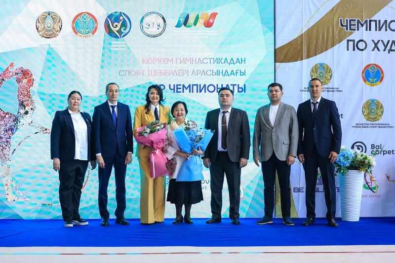 В Астане проходит чемпионат Казахстана по художественной гимнастике среди мастеров спорта