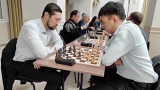 Около 120 любителей шахмат играют в отборочном туре II Кубка Senat Open в Караганде  