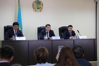 Цифровизация госфинансов и эффективность бюджетных расходов: в Шымкенте прошла встреча с населением
