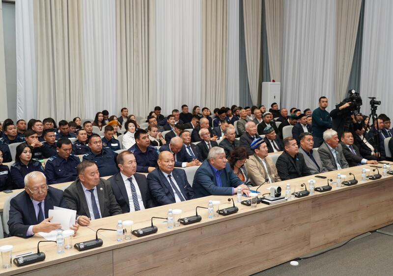 В ТУРКЕСТАНЕ С УЧАСТИЕМ СОВЕТНИКА ПРЕЗИДЕНТА ОБСУДИЛИ ПРИОРИТЕТНЫЕ НАПРАВЛЕНИЯ ПОСЛАНИЯ