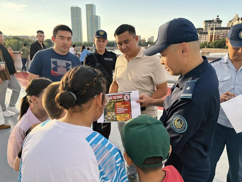 В Центральном парке Астаны провели профилактический рейд