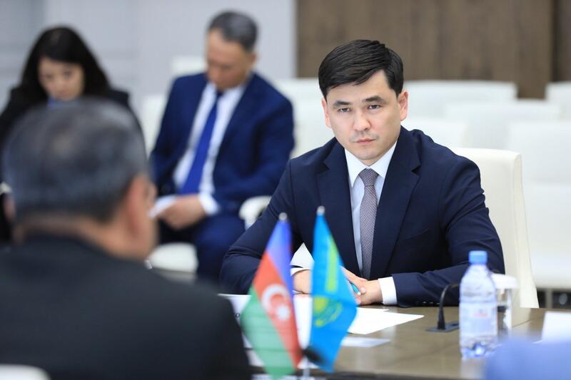 Аким Актюбинской области Асхат Шахаров встретился с делегацией Азербайджанской Республики
