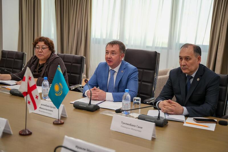 Состоялась встреча Министра юстиции РК Ерлана Сарсембаева с Послом Грузии Леваном Диасамидзе