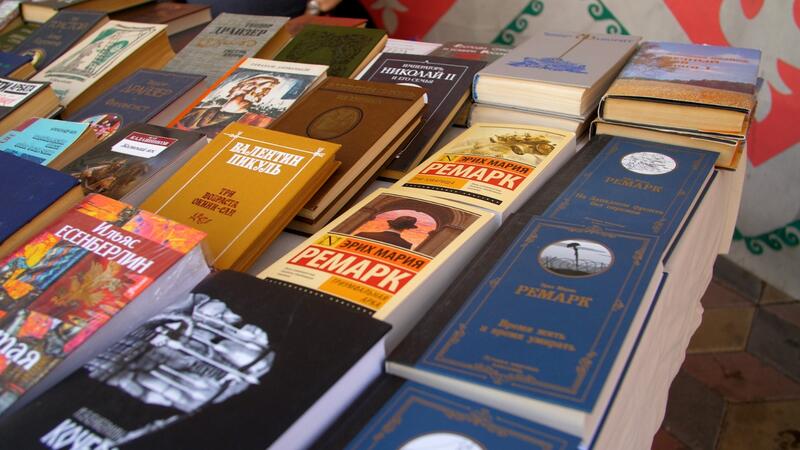 В Астане отметили Национальный день книги: «Кітап FEST» собрал любителей книг и искусства