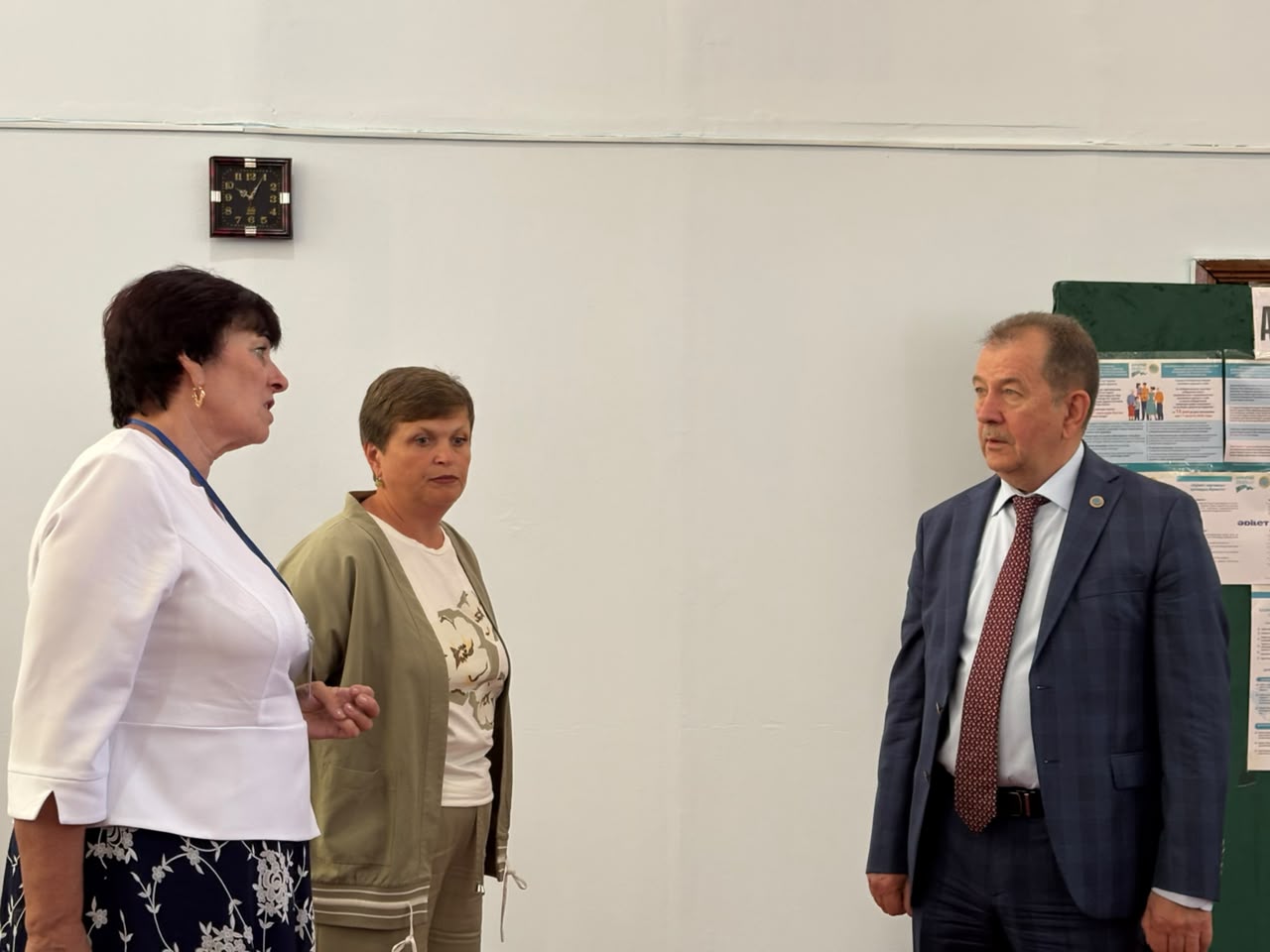 Член ЦИК РК Михаил Бортник ознакомился с ходом подготовки к выборам в ВКО