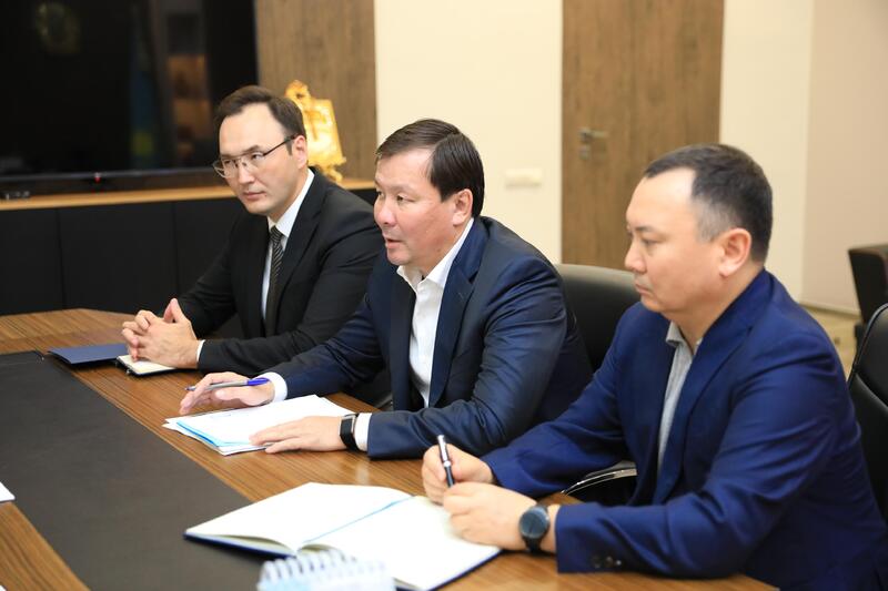 Аким области и глава QazaqGaz обсудили ход подготовки к отопительному сезону