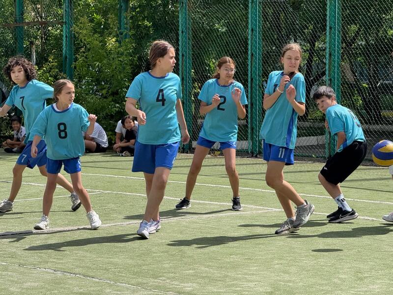 В Астане проходит турнир по подвижным играм «Халық добы»