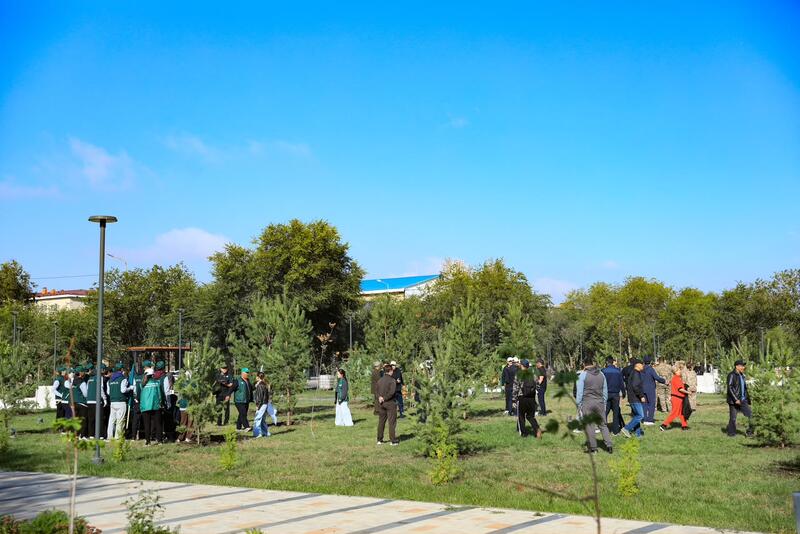 Тысячи жителей Актобе приняли участие в акции World Cleanup Day