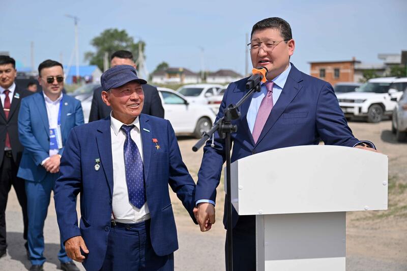 В селе Аксуат построят новую школу на 300 мест