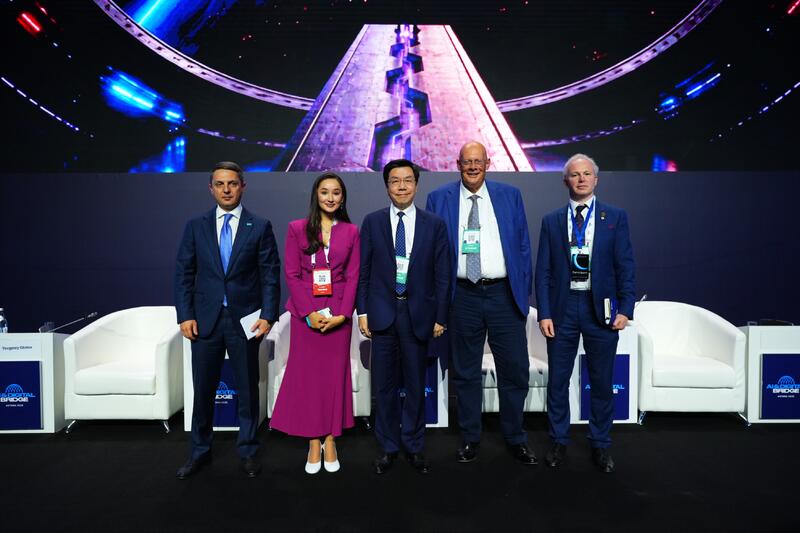 Цифровые сервисы и AI-решения Астаны представили на AI & Digital Bridge 2026