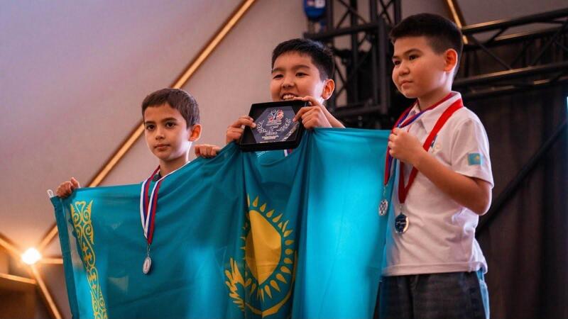Юные шахматисты Астаны завоевали 15 медалей на чемпионате Азии среди школьников