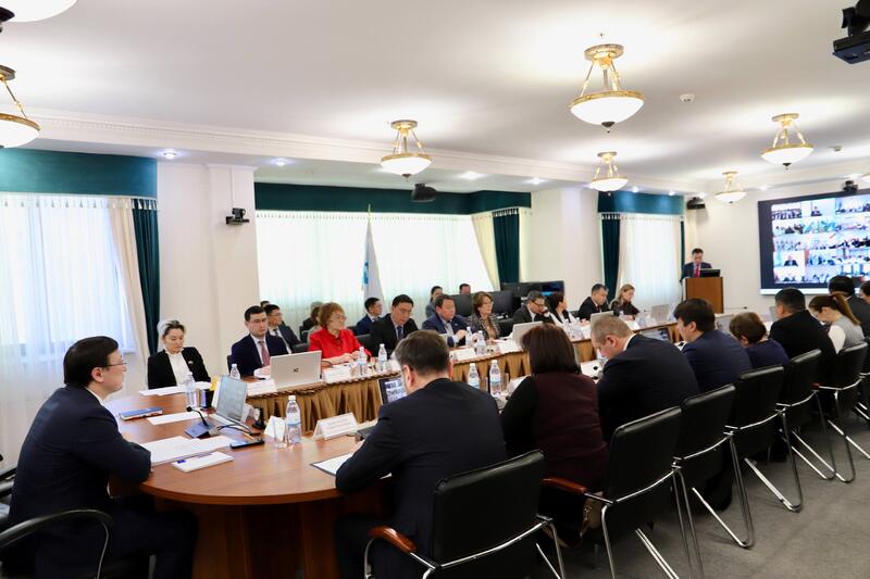 А. Ертаев провел совещание по обсуждению ключевых изменений в проект новой Конституции РК