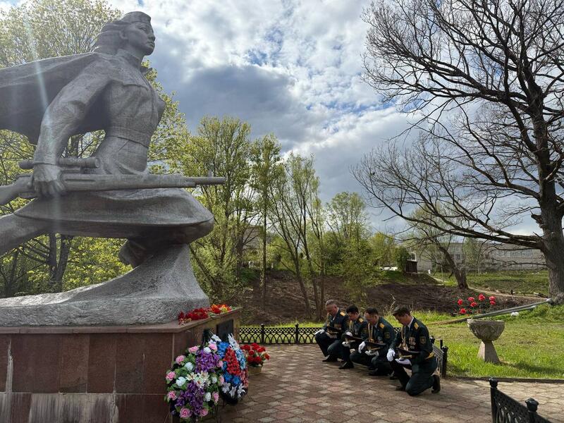 В Псковской области почтили память казахстанских героев войны