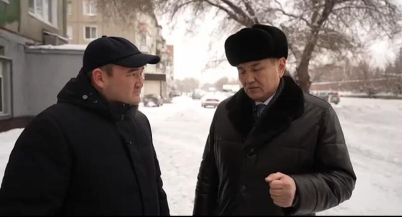Аким ВКО проверил очистку улиц Усть-Каменогорска от снега и работу транспорта