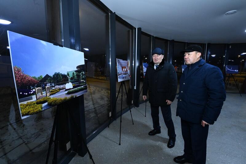 Глава региона ознакомился с ходом реконструкции Президентского парка