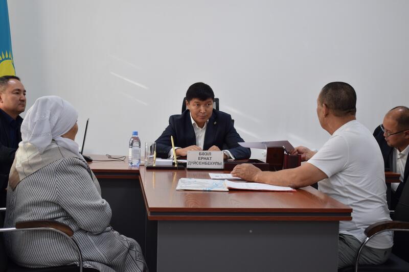 Аким города провёл приём граждан по личным вопросам