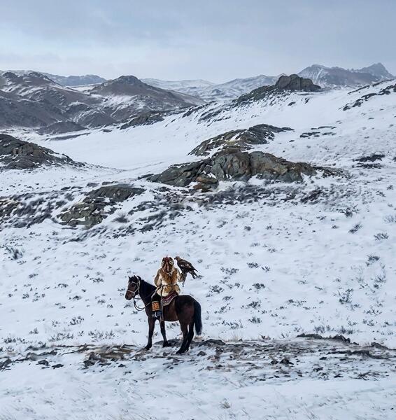 Спасатели возрождают традиции: разводят тазы и беркутов
