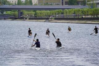 В Астане проходит городской чемпионат по гребле на каноэ и байдарках среди юниоров
