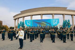 Жамбылцы отметили День Республики