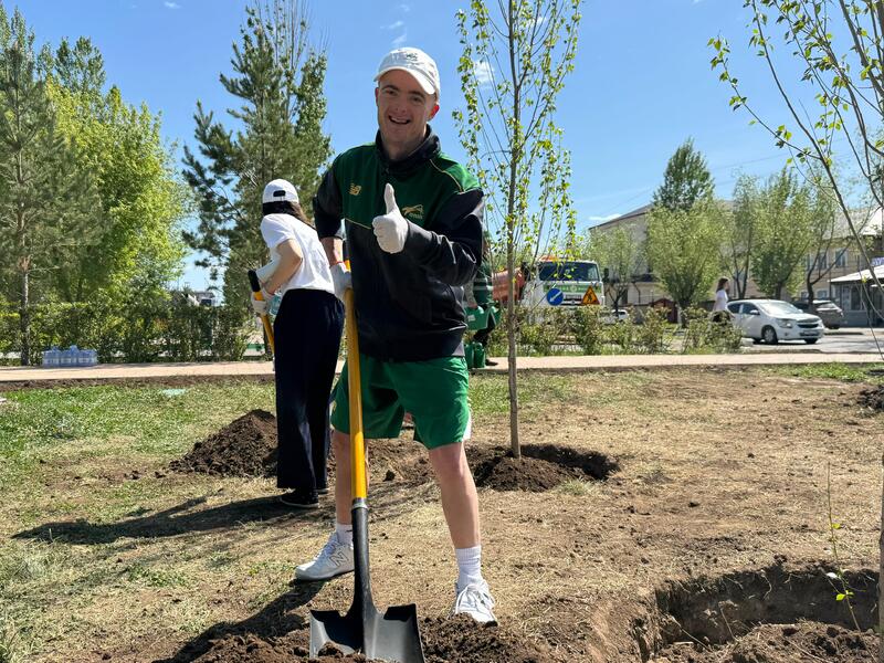 Экоакция в рамках Чемпионата мира VIRTUS: международные делегации высадили деревья в Астане