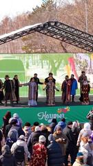 Более тысячи человек одновременно провели обряд Көрісу в столичном парке