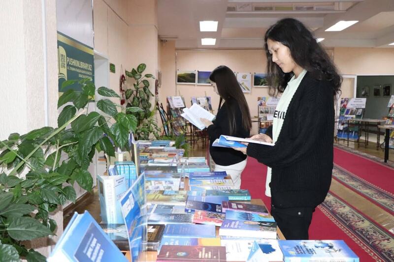 В ВКО порядка 900 восточноказахстанцев присоединились к марафону «Читающая нация»
