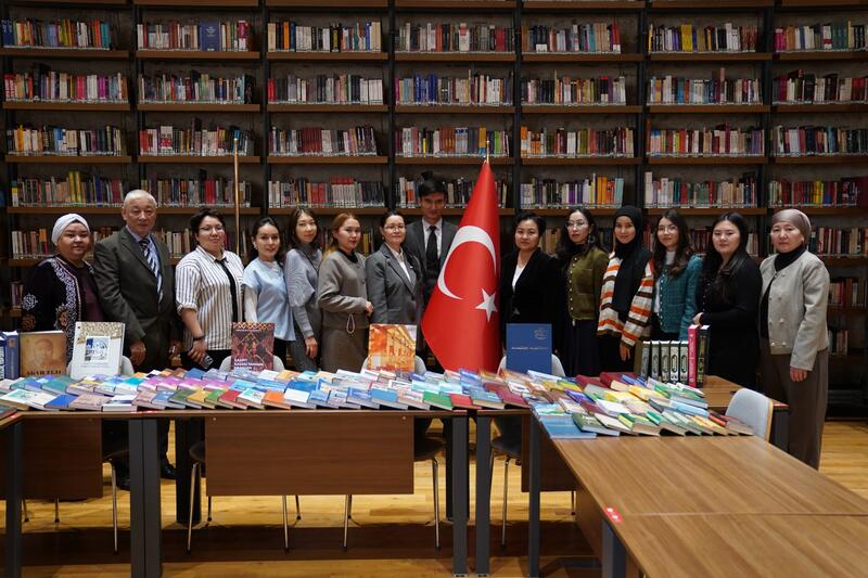 В крупнейшей библиотеке Стамбула впервые открылся научно-литературный уголок Казахстана