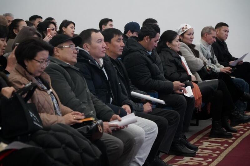 В городе Тараз проведено занятие с руководителями объектов массового скопления людей по вопросам антитеррористической защищённости