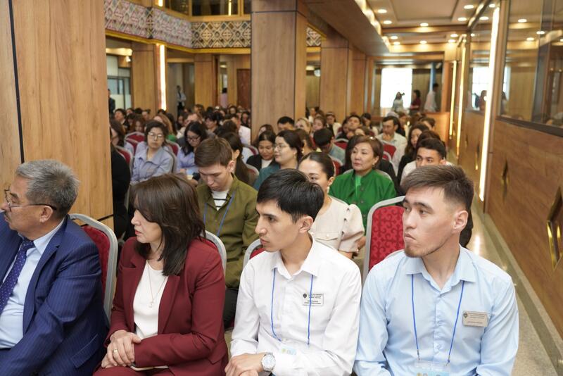 В Астане прошел І Республиканский форум «Педагогический пульс: голос молодого педагога»