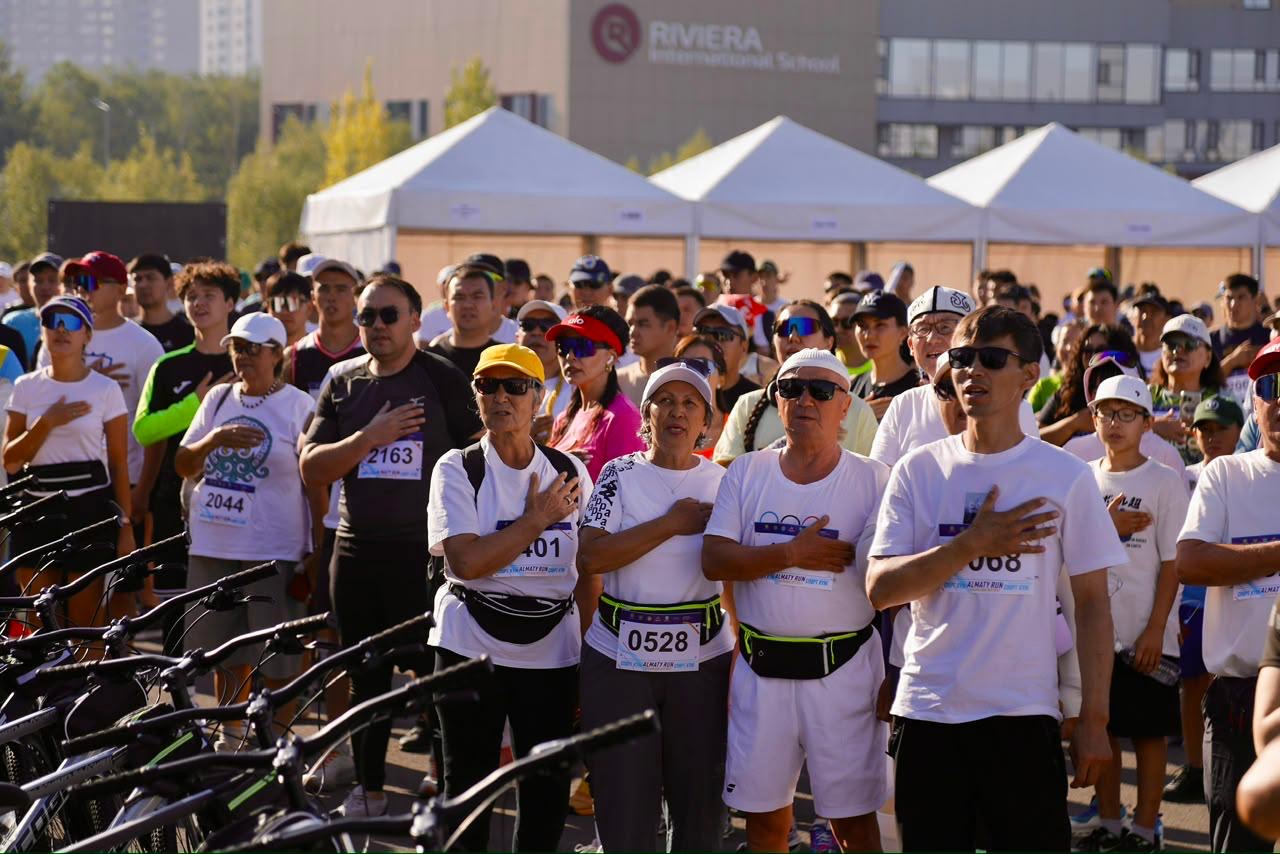 «ALMATY RUN»: В Астане более 2,5 тысяч человек пробежали дистанцию 6,2 километра