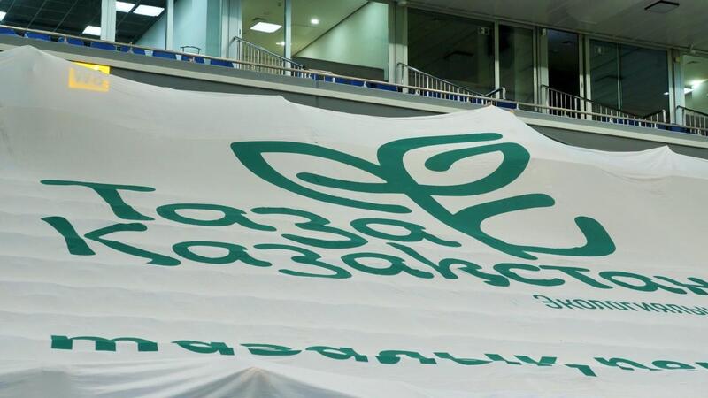 «Таза Қазақстан»: юные столичные футболисты провели экоакцию на матче сборных Казахстана и Коморских островов