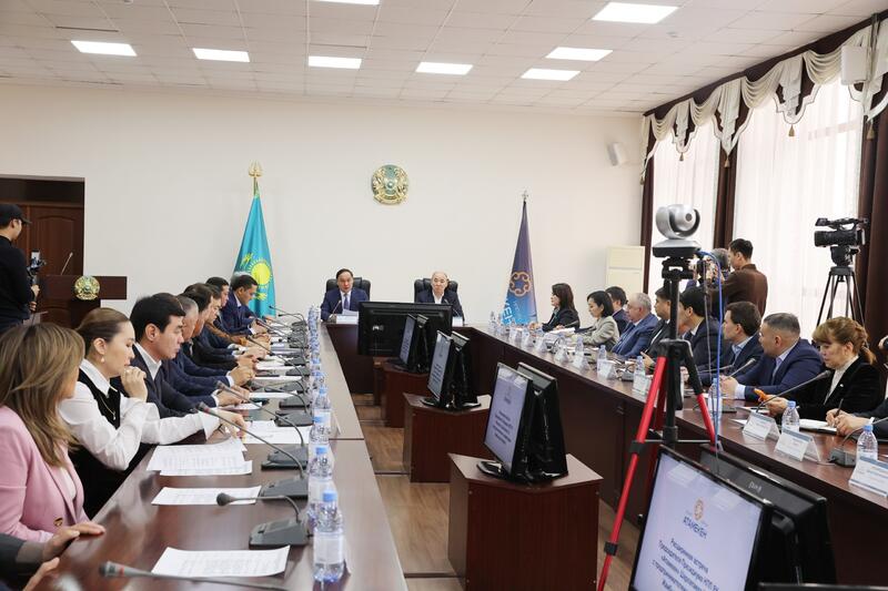 Ербол Карашукеев провёл встречу с председателем президиума «Атамекен» и предпринимателями