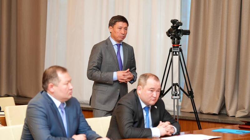 Аким ВКО поручил ликвидировать все стихийные свалки в области