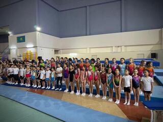 В Астане проходит Открытый городской чемпионат по гимнастике