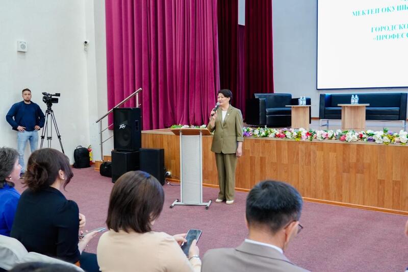 Год рабочих профессий: о престиже технических специальностей рассказали на слете школьников в Астане