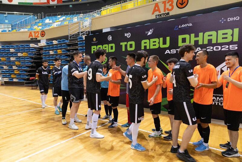 Лучшую команду по фиджитал футболу определили в столице