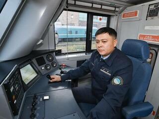 Мастер железной дороги Астаны: машинист, продолживший путь поколений