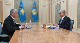 Глава государства принял акима Карагандинской области Ермаганбета Булекпаева