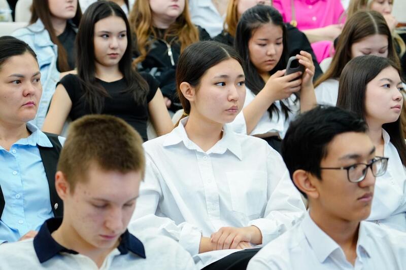 Год рабочих профессий: о престиже технических специальностей рассказали на слете школьников в Астане