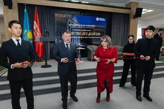 Министр юстиции Ерлан Сарсембаев принял участие в торжественном открытии юридической клиники при Maqsut Narikbayev University и провел гостевую лекцию для студентов